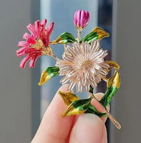 Cross border pastoral style hand-painted fashionable flower brooch for female niche high-end feel pins DIY high-end suit brooch